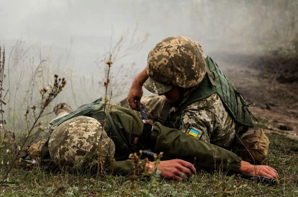 Донбасс: Двое украинских военных погибли, есть раненые 