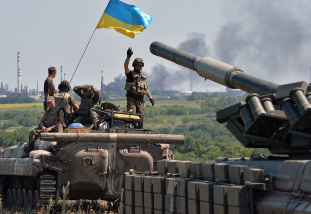 Сегодня в Украине отмечают профессиональные праздники сразу двух родов войск