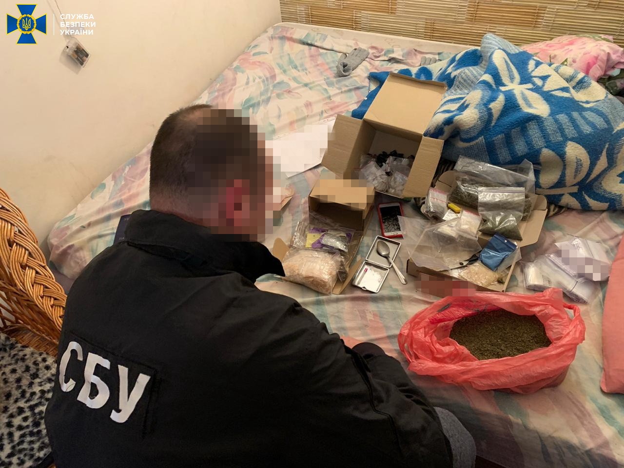 СБУ сообщила о задержании участников сети, сбывавшей наркотики в 15 областях Украины