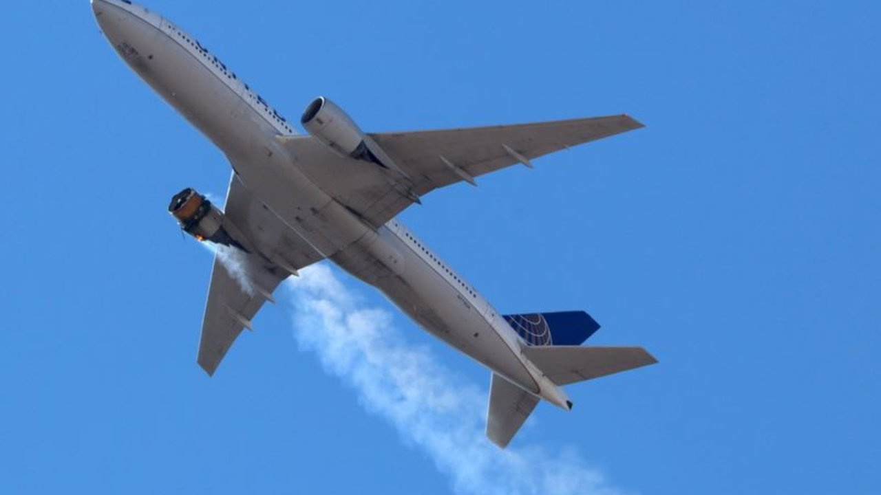 Авіакомпанії припиняють польоти на Boeing 777 після інциденту з двигуном в Денвері