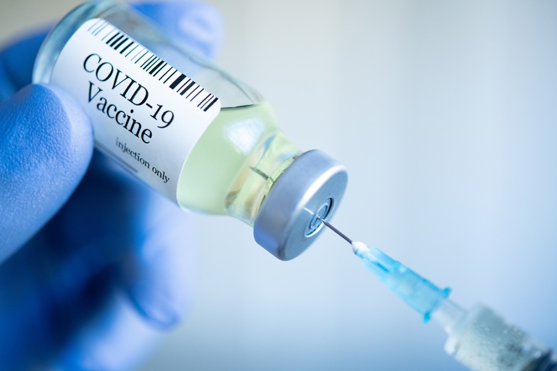 Почти 20 тыс. прививок от коронавируса в Украине, значительных осложнений не зафиксировано