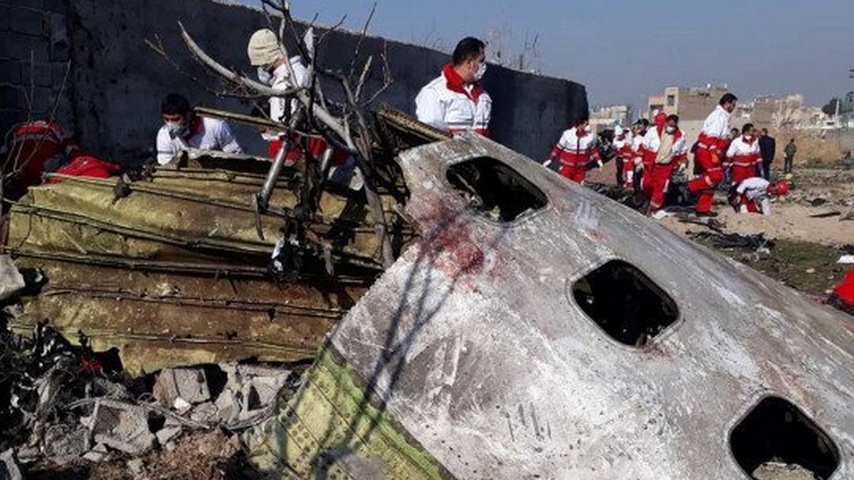 Иран обнародовал окончательный отчет о катастрофе самолета МАУ
