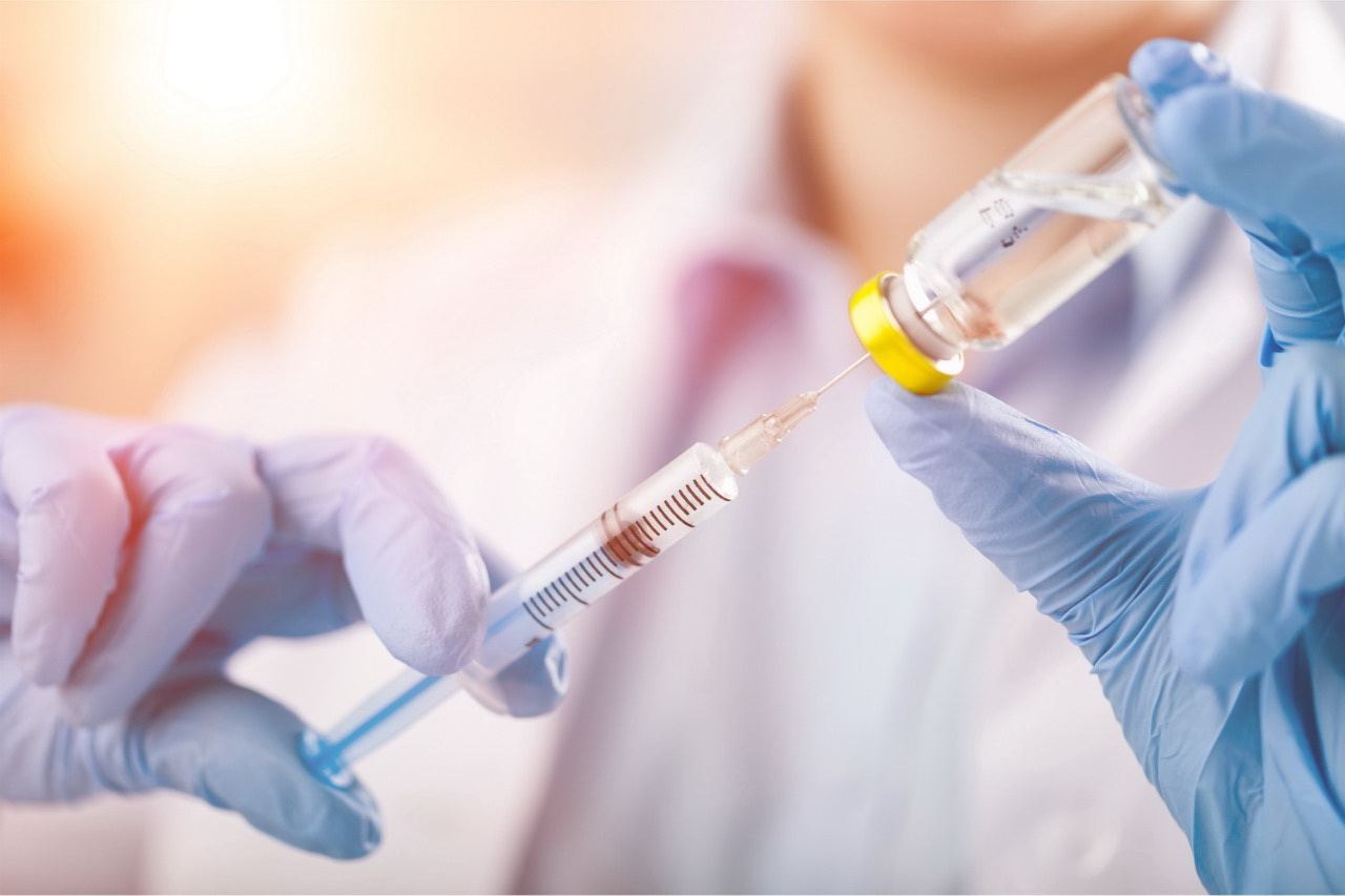 Рада ухвалила закон про звільнення виробників протиковідних вакцин від відповідальності за будь-які наслідки