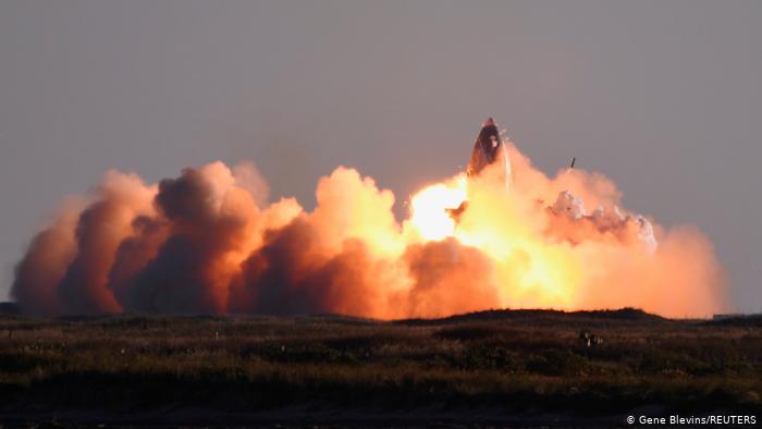 Прототип космічного корабля Starship компанії SpaceX вибухнув під час посадки
