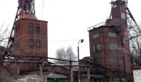 На шахте Нововолынская оборвался лифт с людьми, 9 человек госпитализированы