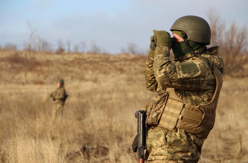 На Донбасі окупанти обстріляли позиції ЗСУ  із гранатометів і стрілецької зброї