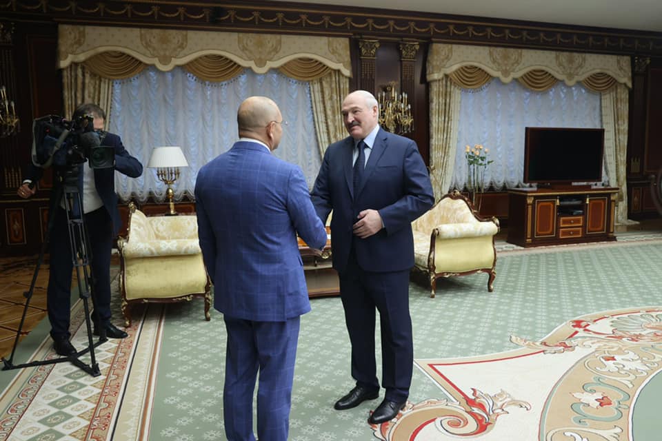  Слуги народу після схвалення дій режиму Лукашенка виключили з фракції нардепа Шевченка 