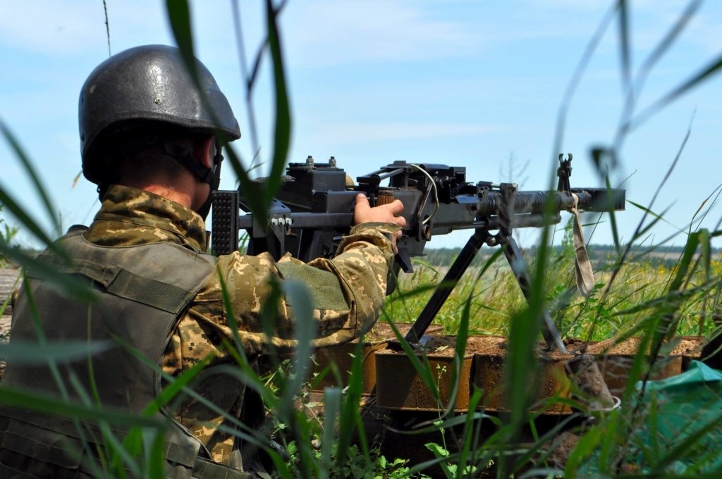 Девять обстрелов позиций ВСУ за прошедшие сутки зафиксировано на Донбассе
