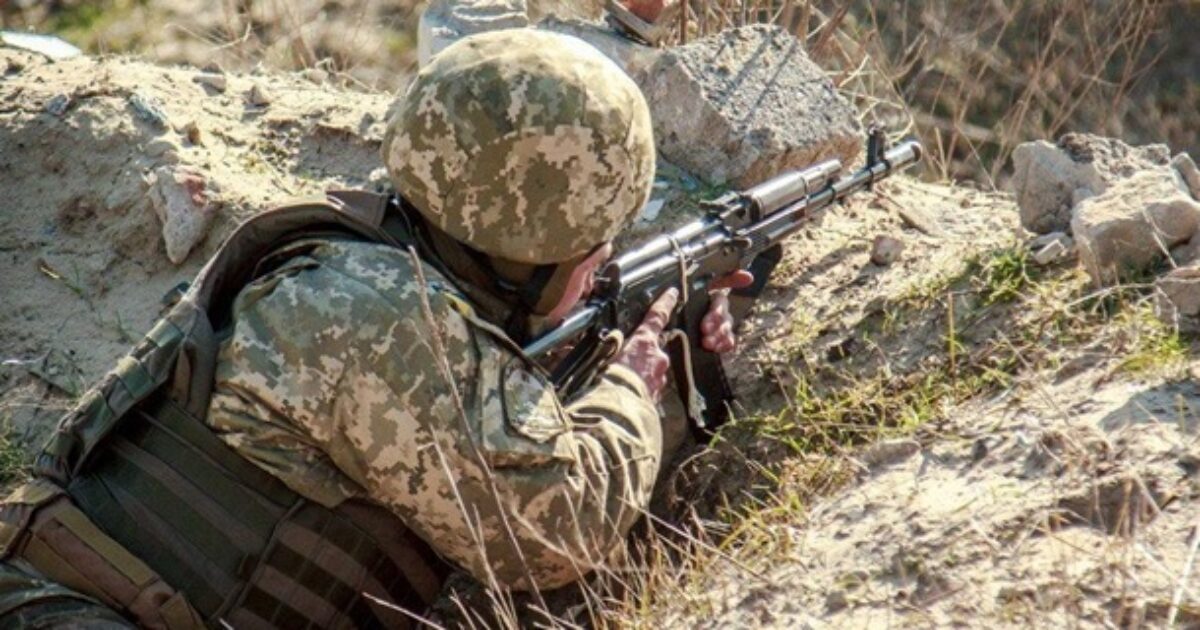 За добу на Донбасі окупанти 11 разів обстріляли позиції ЗСУ, загинув один військовий