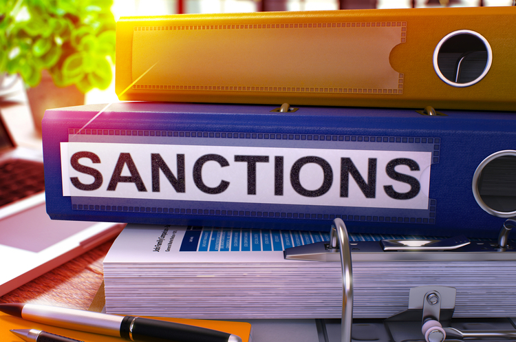 Евросоюз продлил секторальные санкции против России еще на полгода
