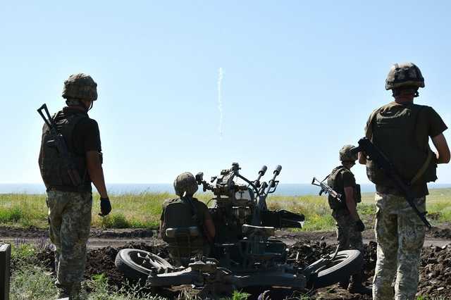 Окупанти 14 разів обстріляли позиції ЗСУ на Донбасі