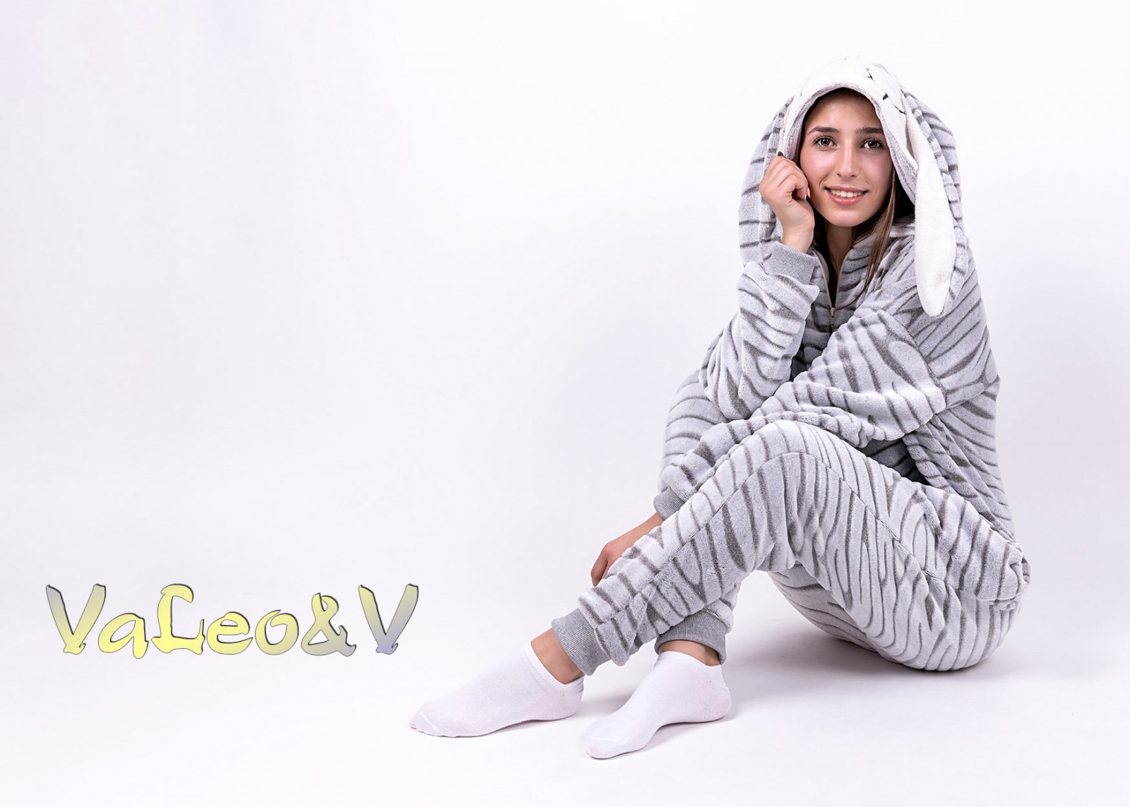 Сотрудничая с нашим интернет-магазином VALEOTRIKOTAGE, вы можете купить пижаму кигуруми