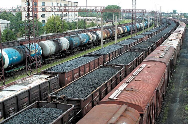 Казахстан пояснив обмеження  транзиту вугілля в Україну