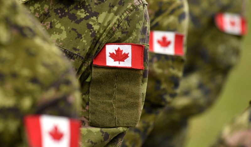 Канада розглядає можливість збільшення військової допомоги Україні