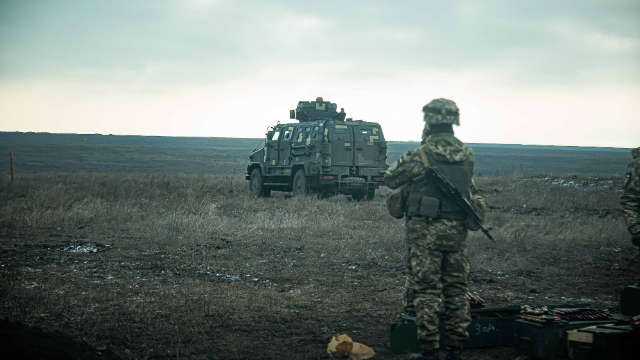Минулої доби російські найманці 8 разів обстріляли позиції ЗСУ на Донбасі, поранено двох військовослужбовців
