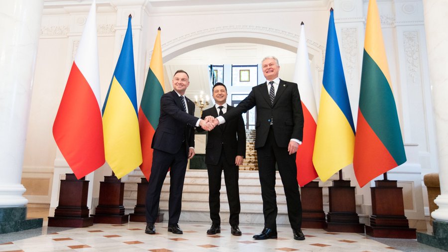 Президенти України, Польщі та Литви зустрілись у Карпатах