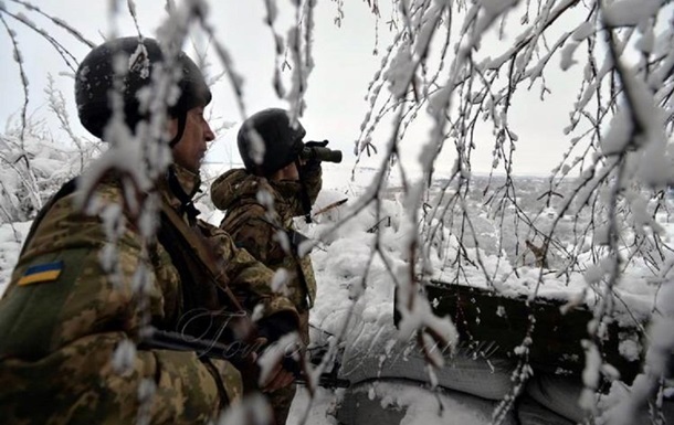 Російські найманці тричі порушили режим припинення вогню на Донбасі, поранено українського військового