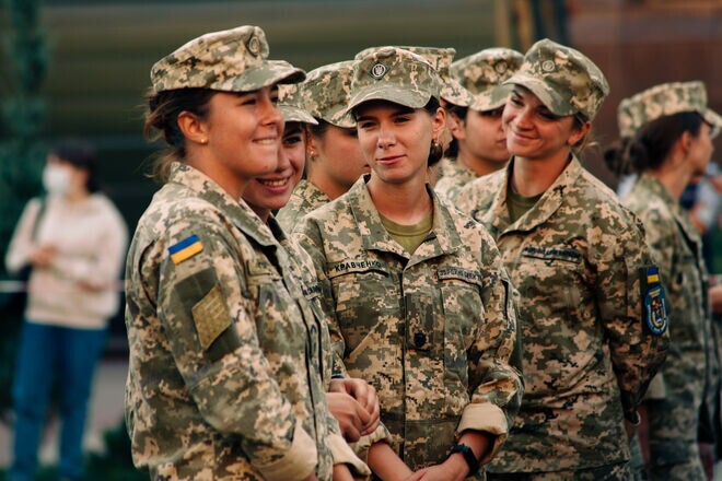  У Міноборони розробляють процедуру взяття на військовий облік жінок у режимі онлайн