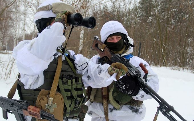 Минулої доби окупанти обстріляли позиції ЗСУ біля Катеринівки, поранено українського воїна