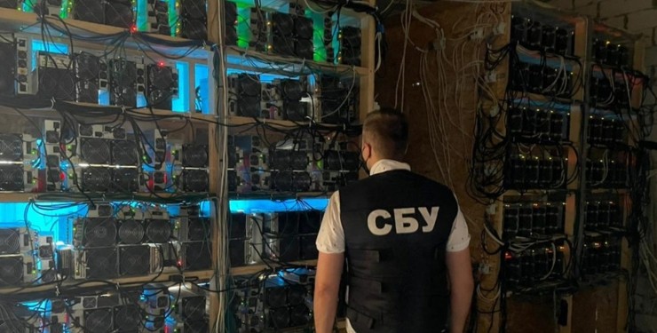 В Одесі Служба безпеки ліквідувала підпільний майнінг-центр криптовалют 