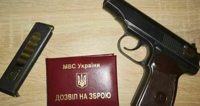 Тотальний спротив: в Україні дозволили видачу вогнепальної зброї цивільним