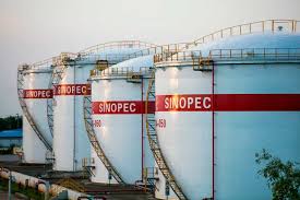 Китайські держкомпанії уникають нових нафтових контрактів із РФ - Reuters