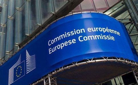 Єврокомісія заблокувала  1,5 млрд євро для України від ЄІБ