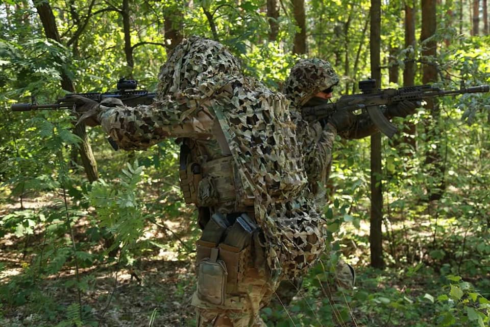 Насупальні бої російських загарбників у напрямку Пісків та Первомайського були безуспішними, ворог відійшов