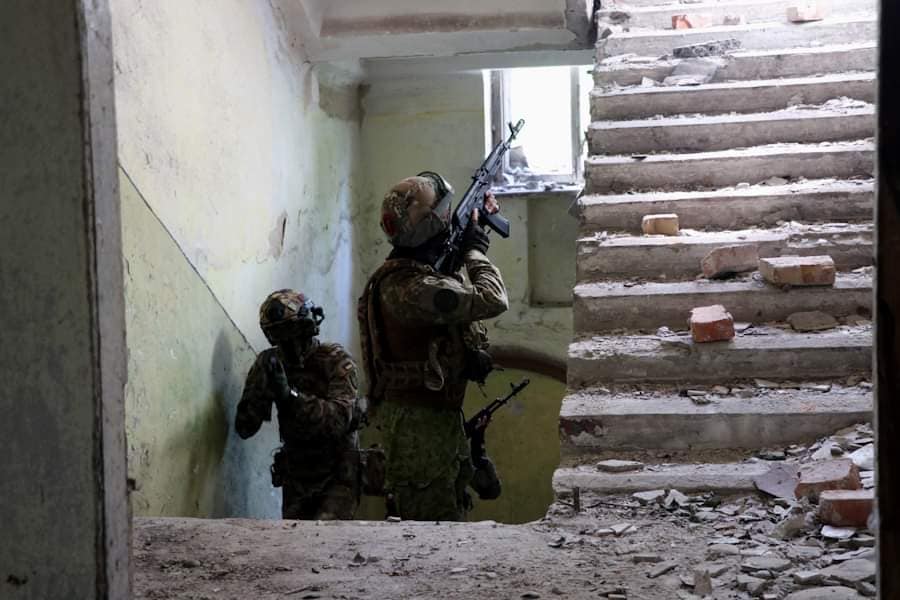 Українські захисники успішно відбили наступ противника в районах кількох населених пунктів на Донеччині
