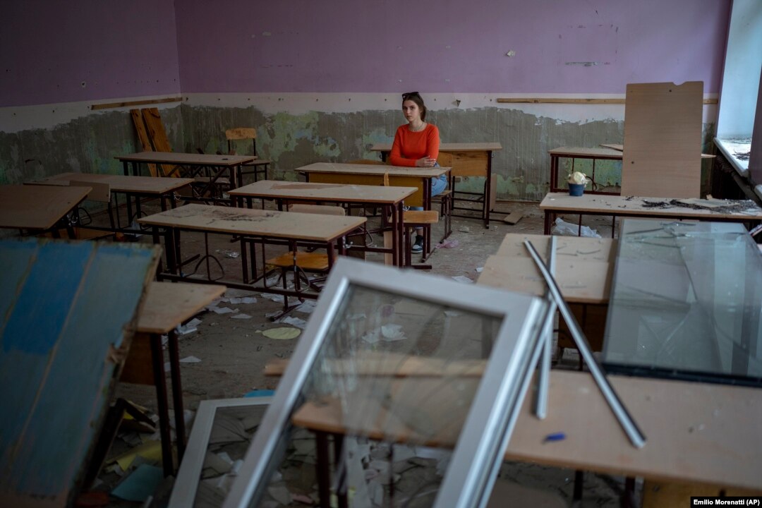 На звільнених територіях затримали російських учителів, їх долю буде вирішувати український суд