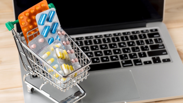 Лекарства с доставкой: как сэкономить на покупке в онлайн-аптеке? 
