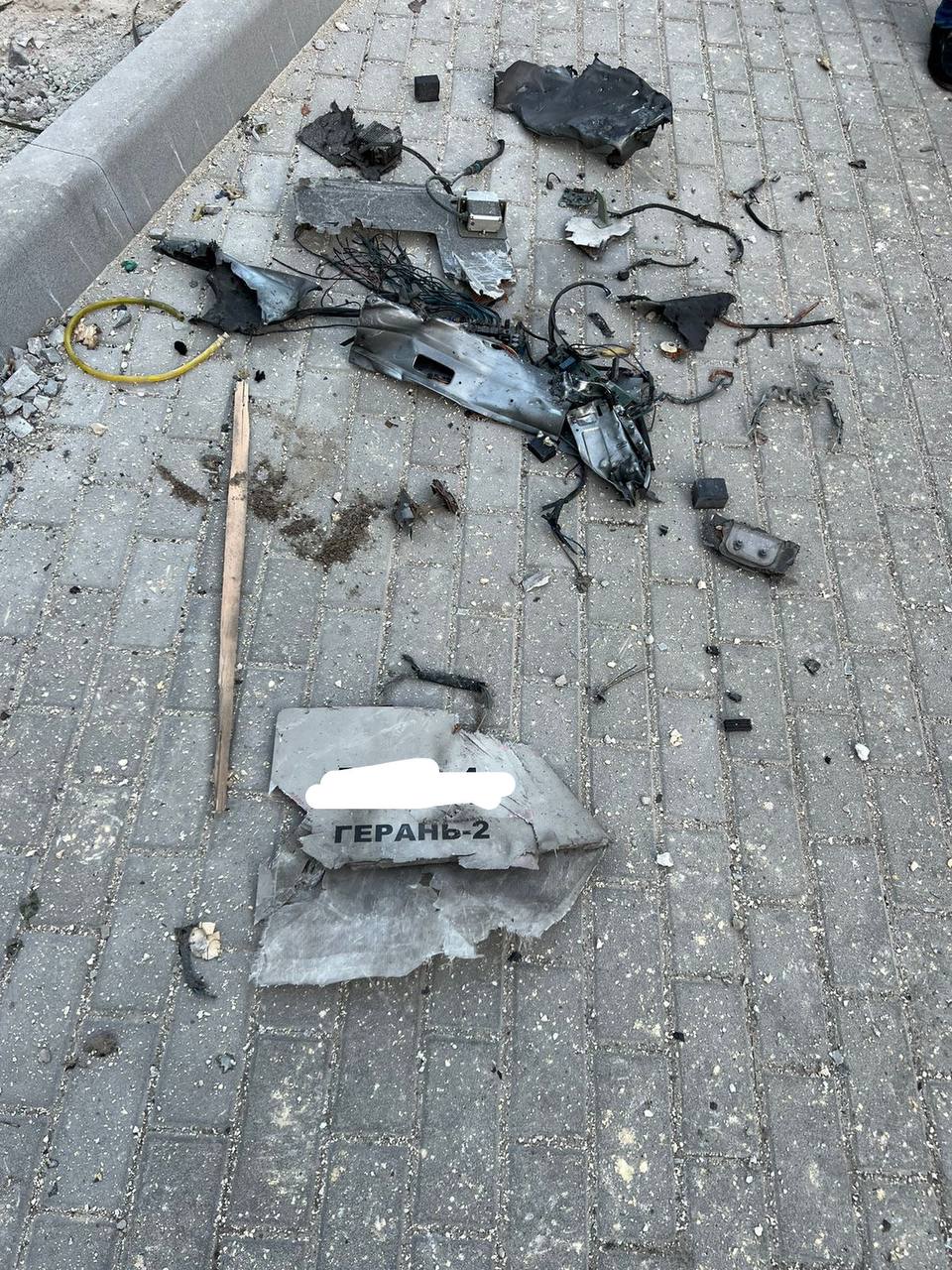 Іранські дрони-камікадзе влучили по житловому будинку в Шевченківському районі Києва