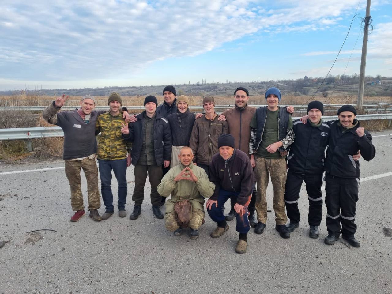 Із російського полону звільнені ще 107 українських захисників