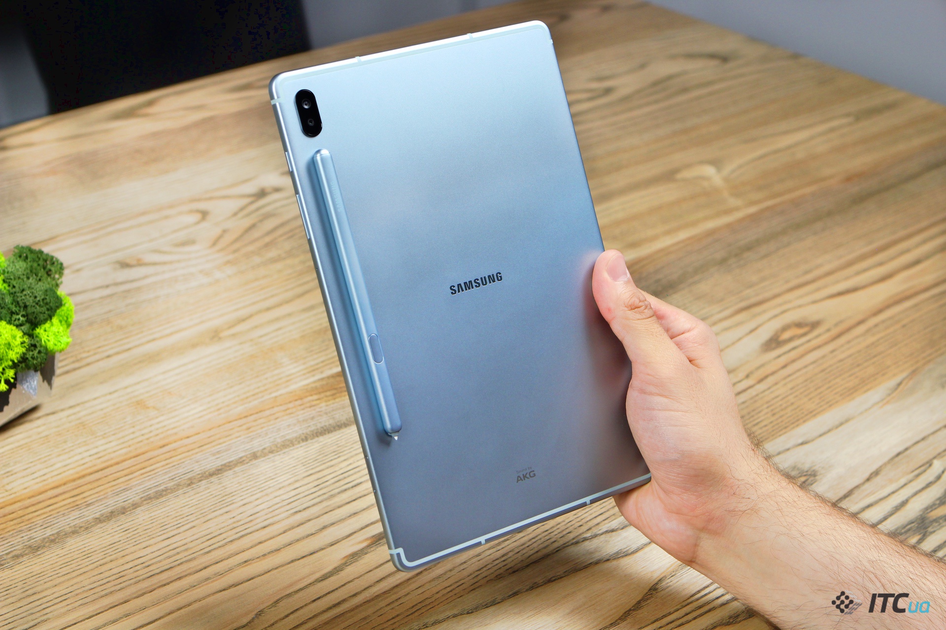 Как правильно использовать планшет Samsung, чтобы его батарея служила долгие годы?