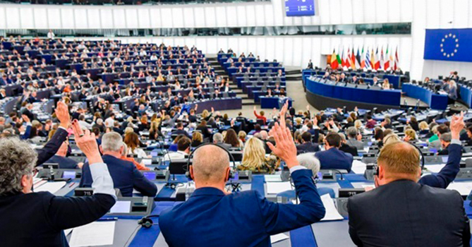 Європарламент схвалив виділення Україні 18 млрд євро протягом 2023 року 