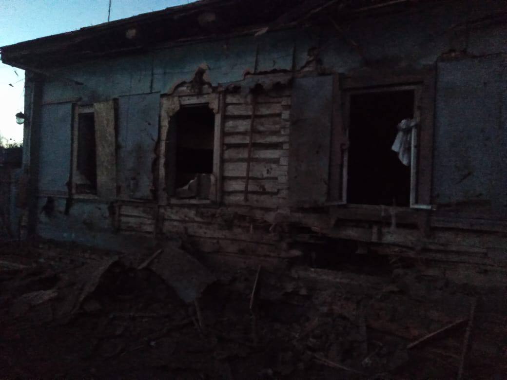 російські окупанти випустили 226 мін та снарядів по прикордонню Сумщини, поранено літнього чоловіка