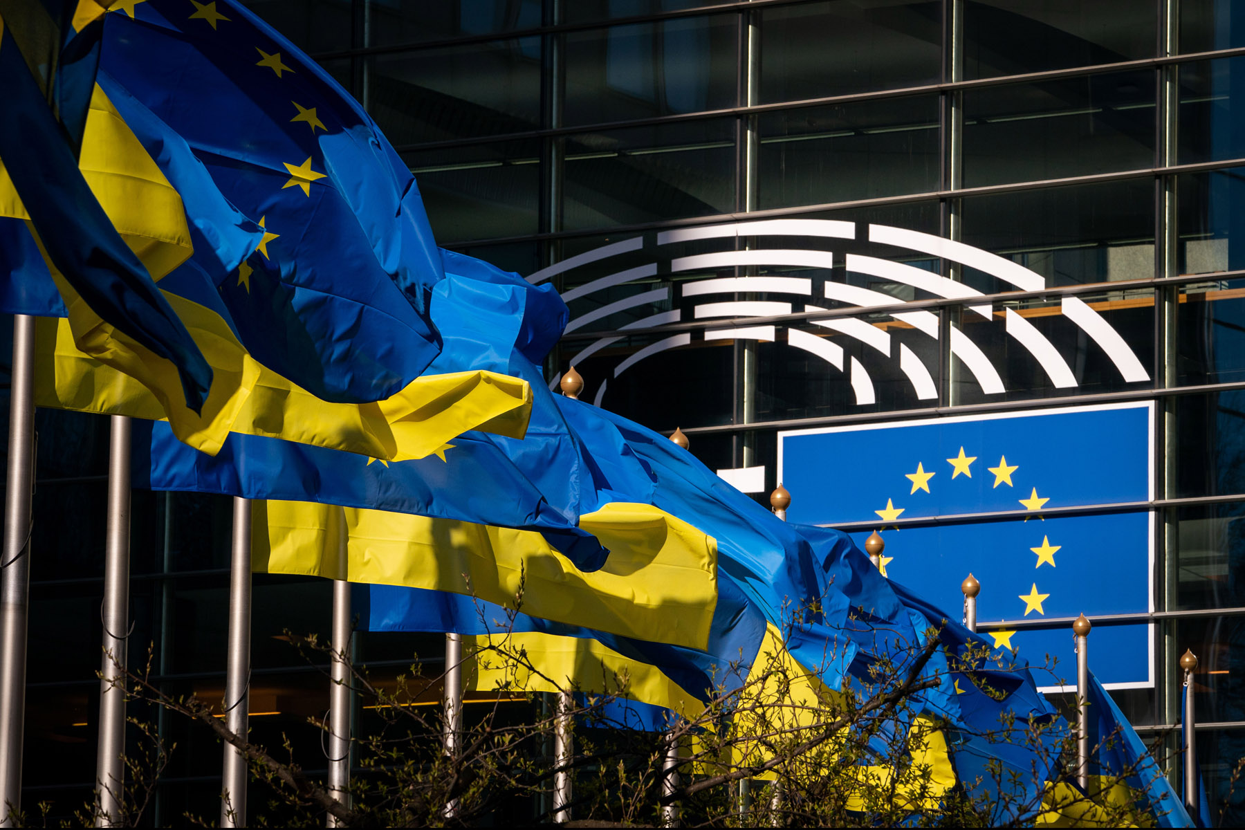 Європарламент погодив надання Україні 18 мільярдів євро 