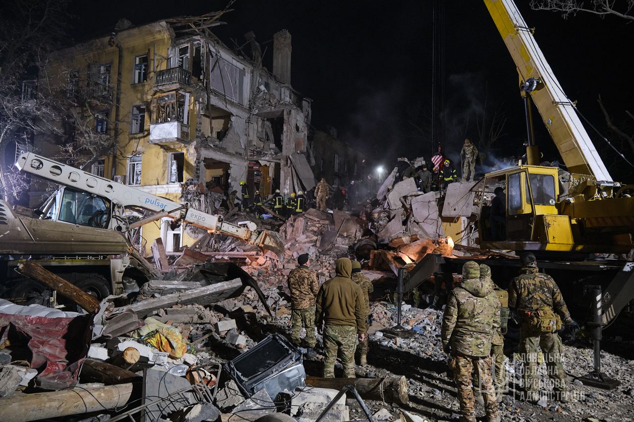 Внаслідок ракетного удару по Краматорську загинуло 2 людини,ще 21 людина поранена