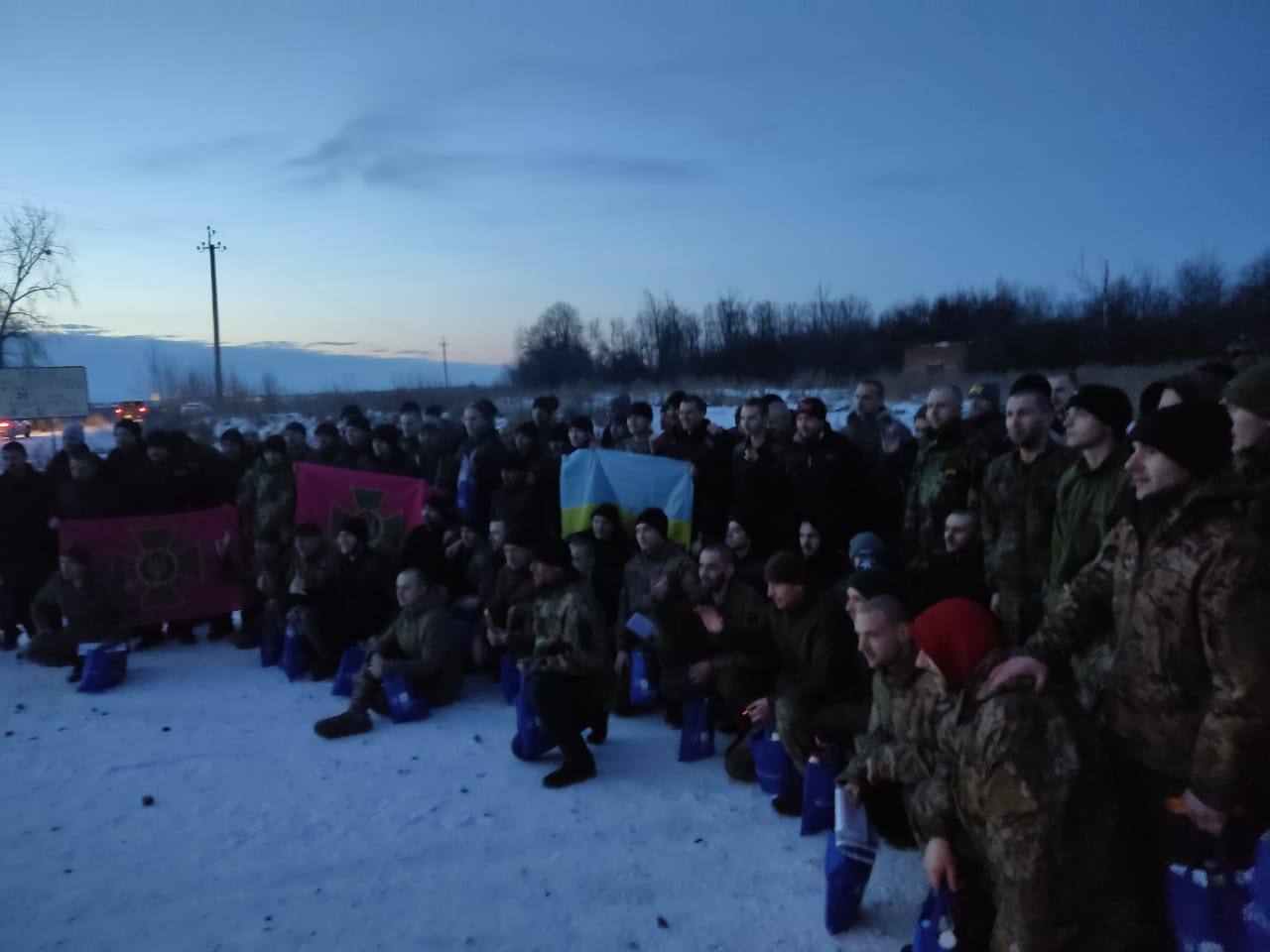 З російського полону звільнено сотню військових та одного цивільного