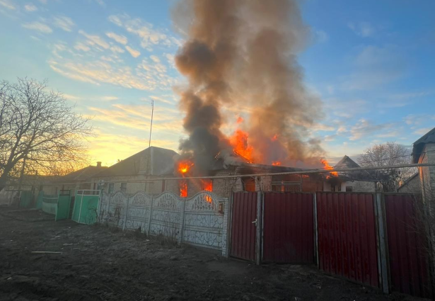 За добу ворог обстріляв 14 населених пунктів на Донеччині, є загиблі