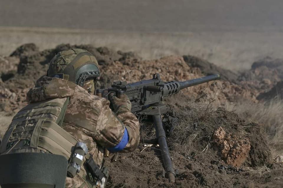 Біля Мар'їнки тривають найзапекліші бої, 60 атак відбито українськими оборонцями на чотирьох напрямках