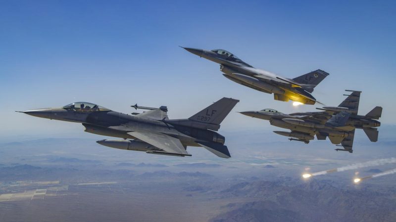 Україна має надію отримати 40-50 винищувачів F-16