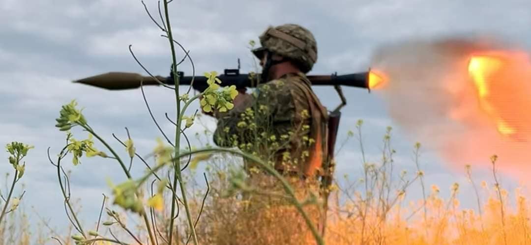 Тривають важкі бої за Бахмут, ворог вів безуспішні наступальні дії у напрямку Іванівського