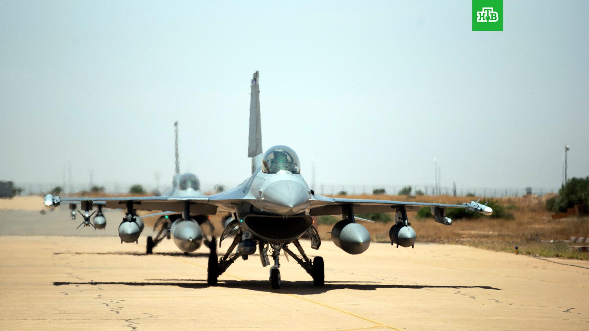 Нідерланди можуть відправити F-16 до України після навчання пілотів – Bloomberg