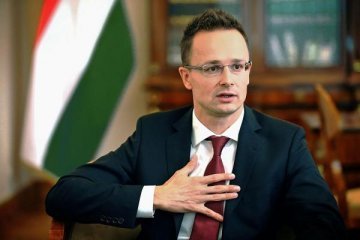 Угорщина розблокує транш ЄС, якщо Україна виключить OTP Bank із чорного списку - Сіярто