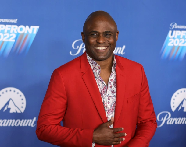 'Wayne Brady, Host of 'Let's Make A Deal,' Opens Up About Identifying as Pansexual'
