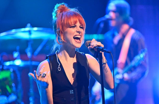 Paramore Lead Singer Cancels Rest of Tour, Shares Health Update: 'I Am Unable to Continue'