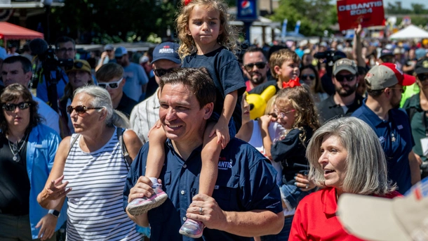 DeSantis Criticizes Trump's Refusal to Sign GOP Loyalty Pledge, Stresses Importance of Unity