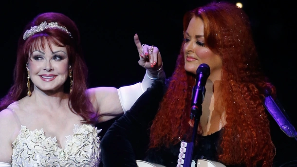 Wynonna Judd Unveils 'Tribute To Judds' Album Featuring A Stellar Lineup of Artists
