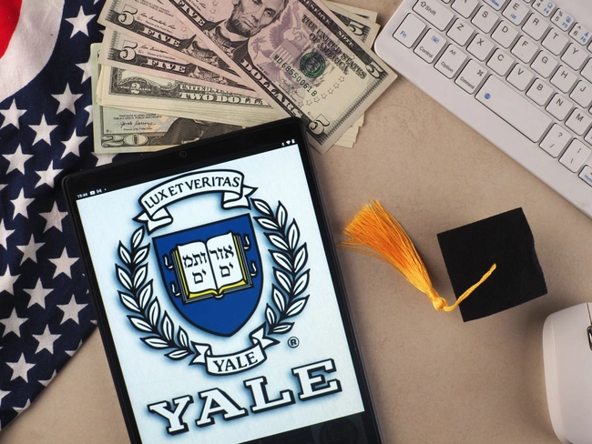 Yale Students Receive Crime Survival Guides from Police Union, Dubbed 'Grim Reaper'